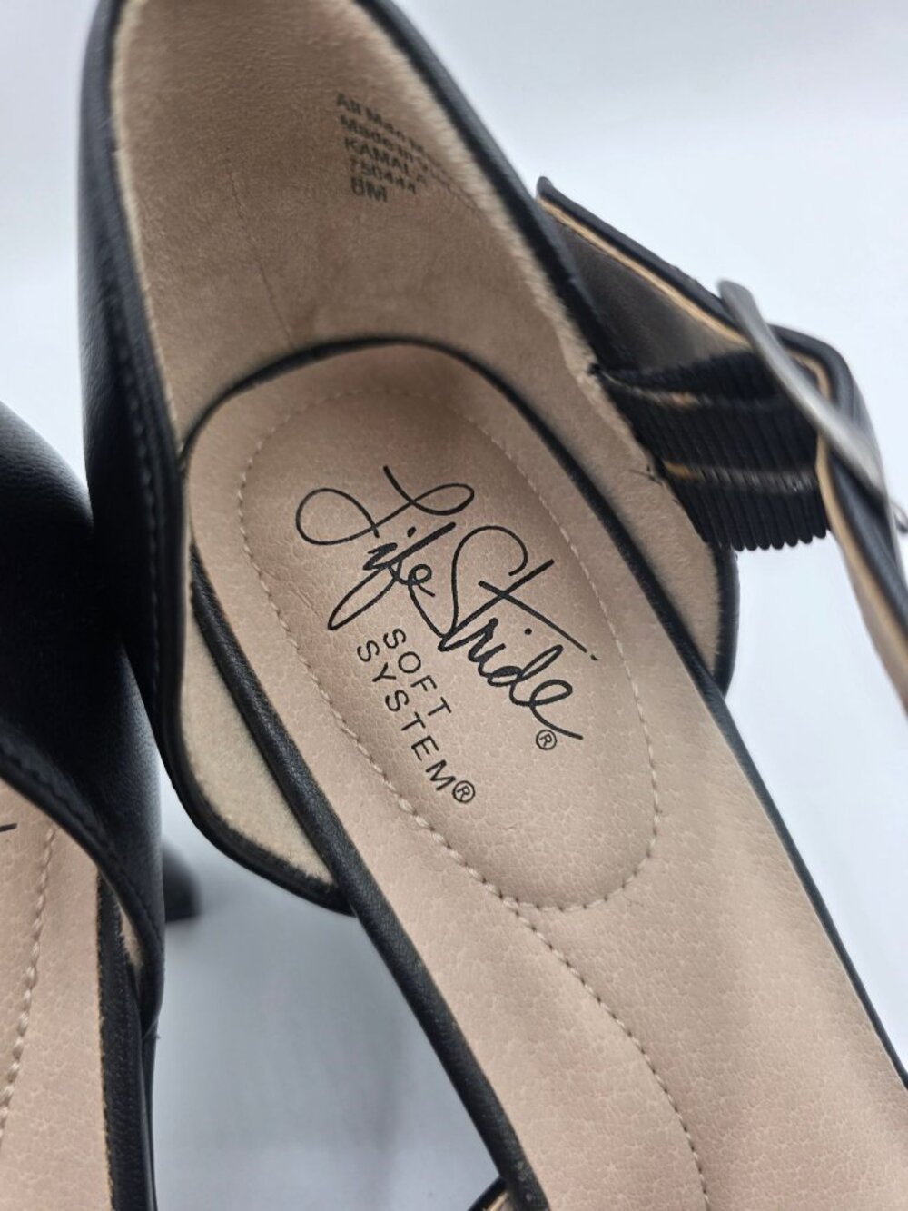 LifeStride Soft System Black Kitten Heels With Buckle Strap Size 8M, 2.5” Heel - Picture 5 of 9